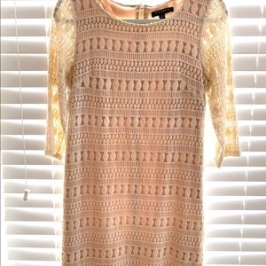 Lovely Cream/Off white Dress. Size 6.